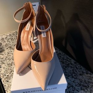 Steve Madden Pumps/Heels!
